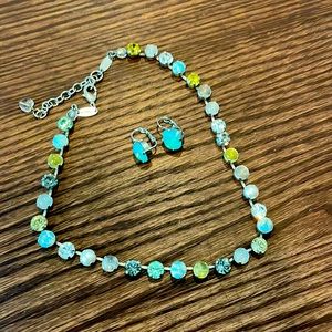 Sparkly stone necklace